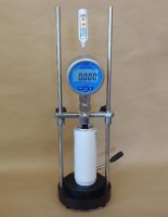 CO2EASY-D ИЗМЕРВАТЕЛНО УСТРОЙСТВО ЗА СЪДЪРЖАНИЕТО НА CO2 В ГАЗИРАНИ НАПИТКИ, ДИГИТАЛЕН ИНДИКАТОР ЗА НАЛЯГАНЕ