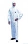 Гащеризон (размер XL) за химическа защита модел Tyvek® Classic Xpert.